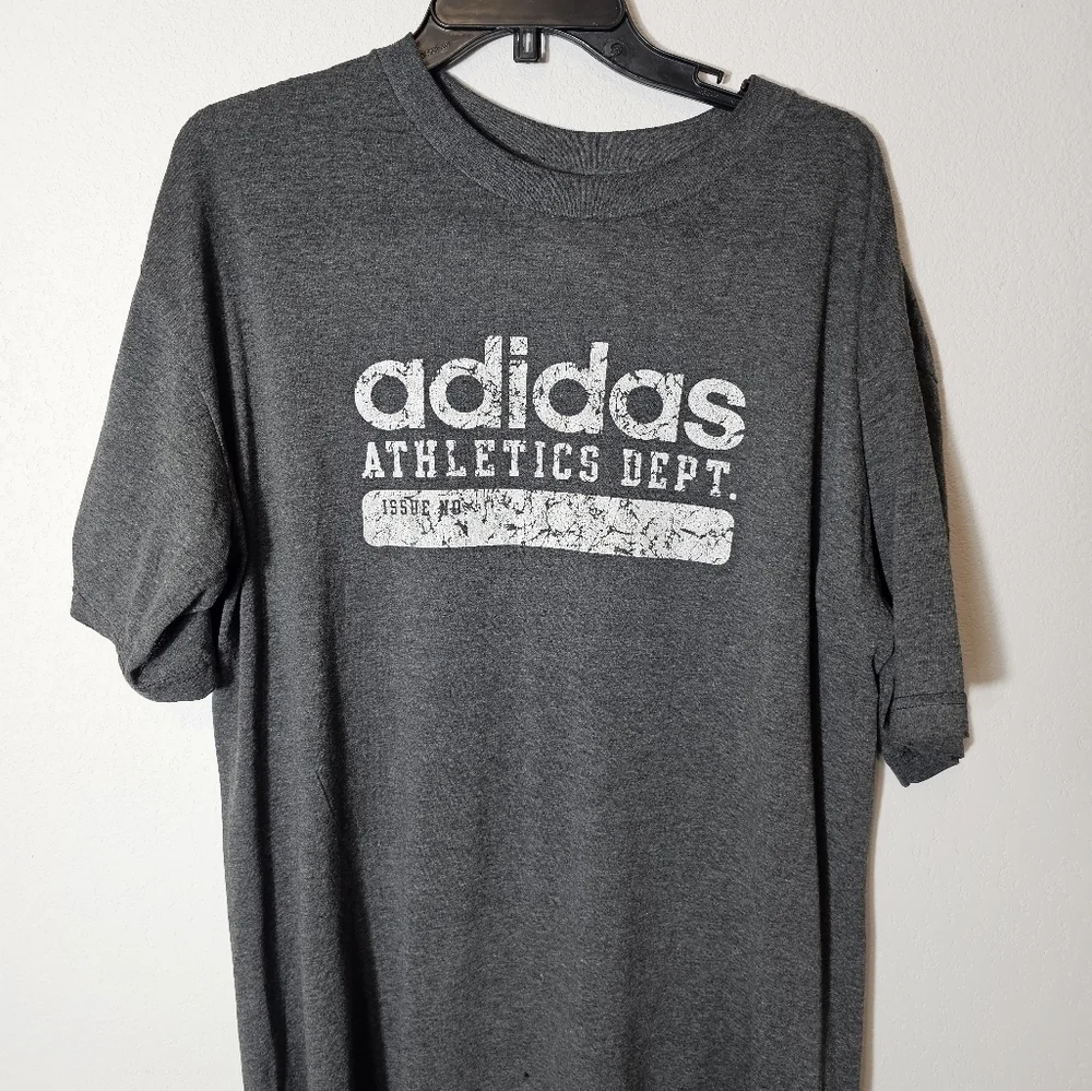 Adidas Men's Gray Circa 2005 T-Shirt Size Large *Small Holes